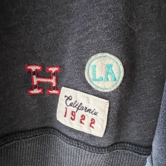 Hollister sweatshirt XS - Picture 2 of 4